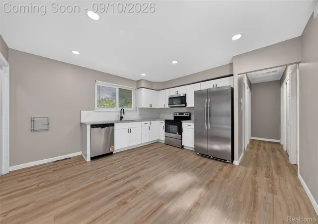 Photo 4 of Single family home for sale at 16375 Kennedy, Roseville, MI 48066 | MLS# 20261069102 | Listing updated on 2026-09-10