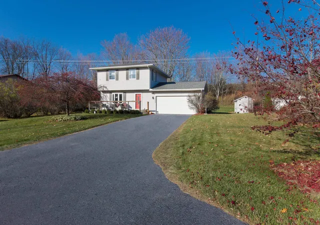 Photo 1 of Single family home for sale at 10555 Center Rd, Peninsula Township Grand Traverse, MI 49686 | MLS# 78080072955 | Listing updated on 2026-09-15
