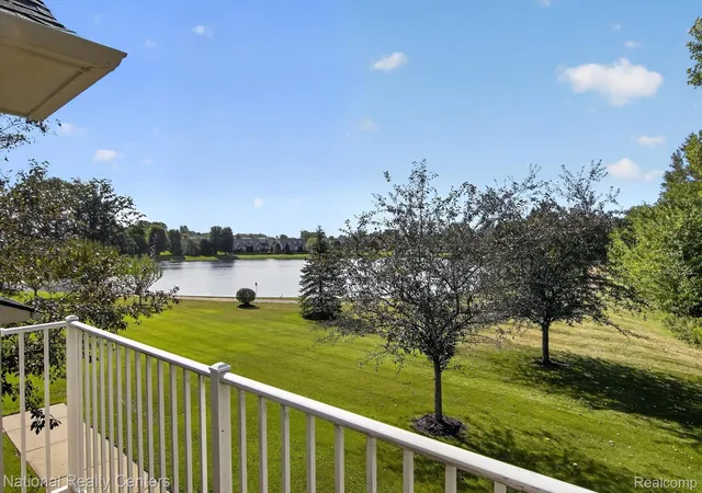 Photo 2 of Condo for sale at 28190 Oakmonte Cir E, New Hudson, MI 48165 | MLS# 20261069118 | Listing updated on 2026-09-15