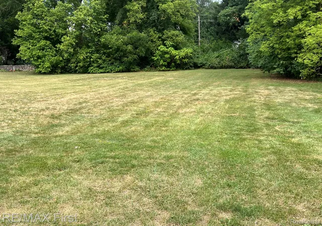 Photo 2 of Multi family home for sale at 538 Laprairie St, Ferndale, MI 48220 | MLS# 20261069139 | Listing updated on 2026-09-02