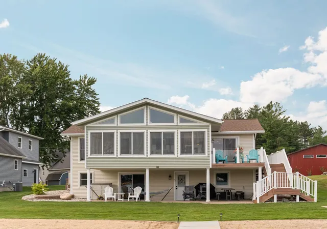 Photo 3 of Single family home for sale at 6945 W Redman Dr, Lake Township Missaukee, MI 49651 | MLS# 78080072957 | Listing updated on 2026-09-15