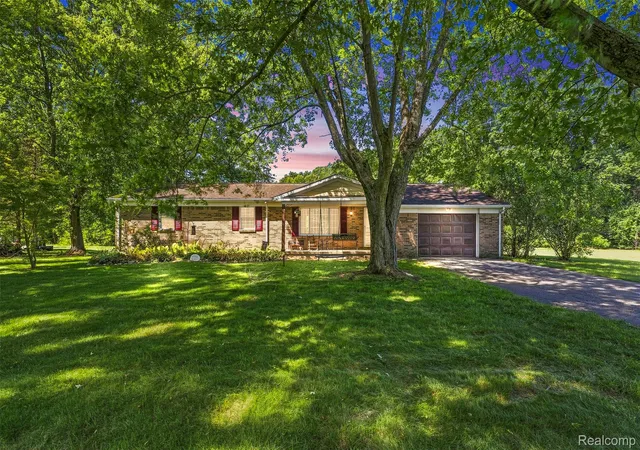 Photo 1 of Single family home for sale at 12465 Tuscola Rd, Clio, MI 48420 | MLS# 20261069176 | Listing updated on 2026-09-09