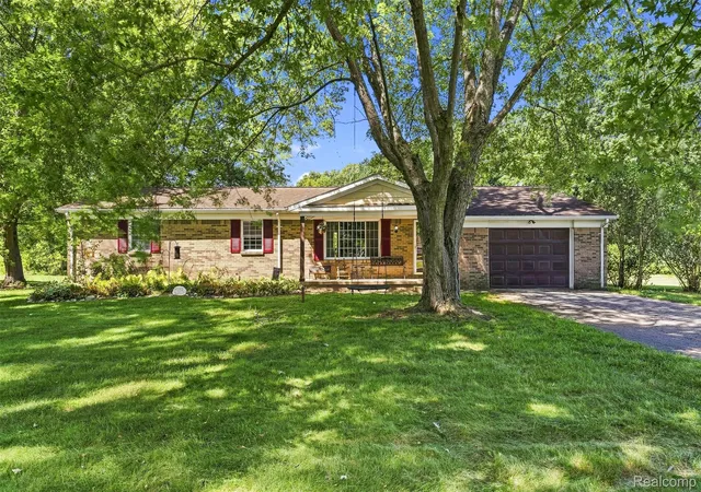 Photo 2 of Single family home for sale at 12465 Tuscola Rd, Clio, MI 48420 | MLS# 20261069176 | Listing updated on 2026-09-09