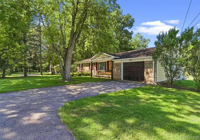 Photo 4 of Single family home for sale at 12465 Tuscola Rd, Clio, MI 48420 | MLS# 20261069176 | Listing updated on 2026-09-09