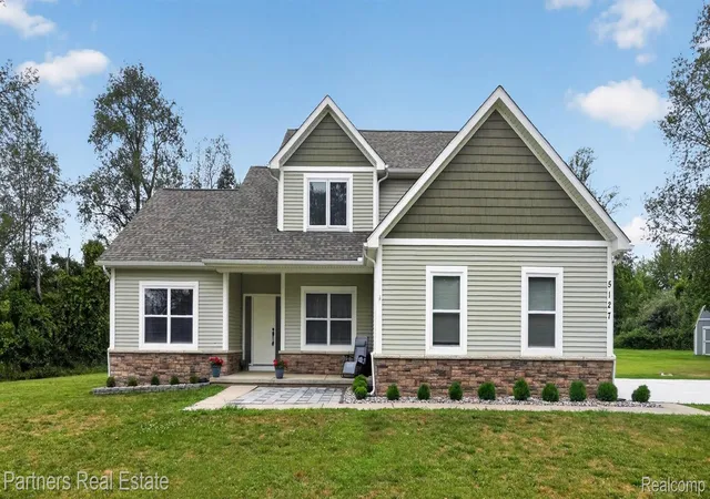 Single family home for sale at 5127 Clyde Rd, OceolaTownship_Livingston, MI 48855 | MLS# 20261069184