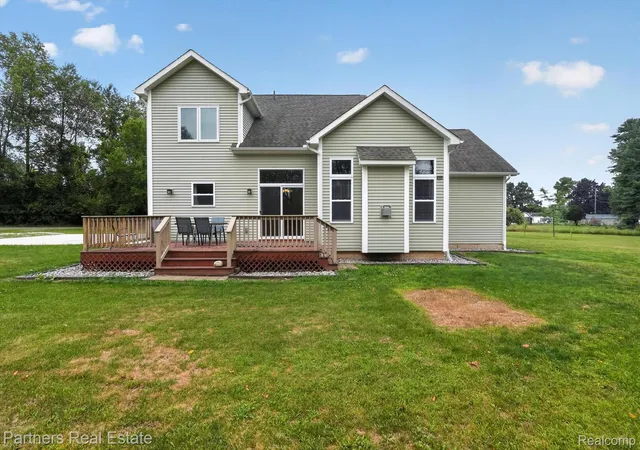 Photo 3 of Single family home for sale at 5127 Clyde Rd, Oceola Township Livingston, MI 48855 | MLS# 20261069184 | Listing updated on 2026-09-02