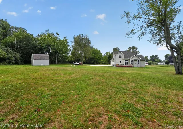 Photo 4 of Single family home for sale at 5127 Clyde Rd, Oceola Township Livingston, MI 48855 | MLS# 20261069184 | Listing updated on 2026-09-02