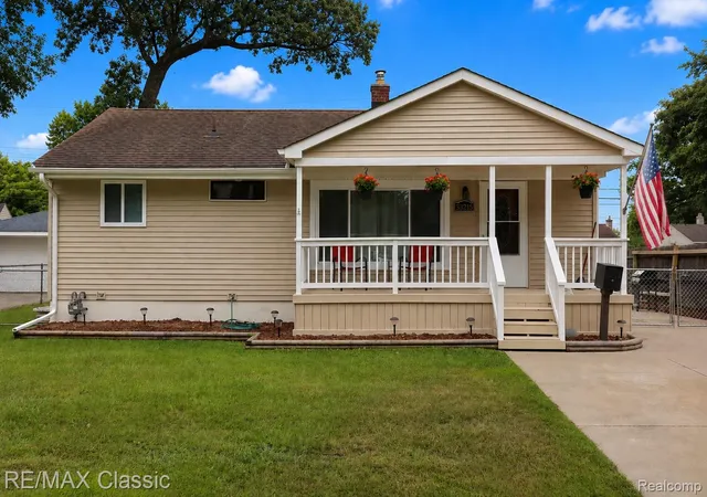 Photo 1 of Sale Pending at 33215 Hennepin St, Garden City, MI 48135 | MLS# 20261069211 | Listing updated on 2026-09-08