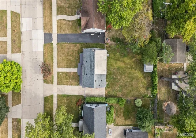 Photo 35 of Single family home for sale at 28494 Everett St, Southfield, MI 48076 | MLS# 20261069263 | Listing updated on 2026-09-04