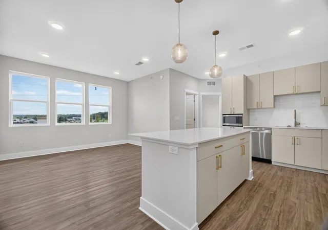 Photo 1 of Condo for sale at 1109 S Carver St, Traverse City City Grand Traverse, MI 49686 | MLS# 78080072995 | Listing updated on 2026-09-09