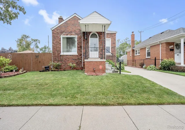Photo 1 of Sale Pending at 961 Capitol Ave, Lincoln Park, MI 48146 | MLS# 20261069346 | Listing updated on 2026-09-14