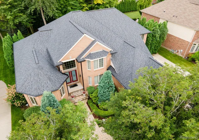 Photo 2 of Single family home for sale at 13046 Partridge Run, Shelby Charter Township Macomb, MI 48315 | MLS# 20261069368 | Listing updated on 2026-09-15