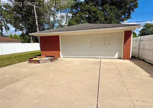 Photo 2 of Single family home for sale at 3311 Blaine St, Trenton, MI 48183 | MLS# 20261069376 | Listing updated on 2026-09-12