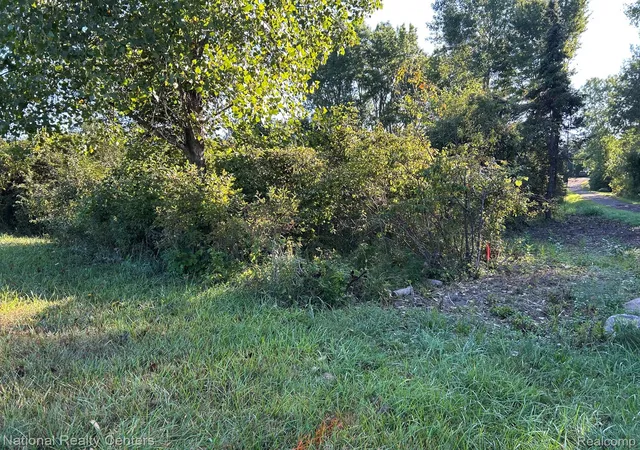 Photo 3 of Land for sale at 2073 Oak Knob Ct Austin Farms, Groveland Township Oakland, MI 48462 | MLS# 20261069388 | Listing updated on 2026-09-09