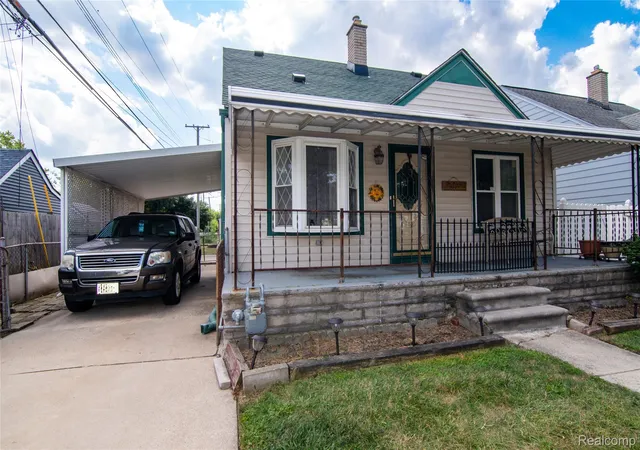 Photo 3 of Single family home for sale at 2267 Rose Ave, Lincoln Park, MI 48146 | MLS# 20261069394 | Listing updated on 2026-09-04