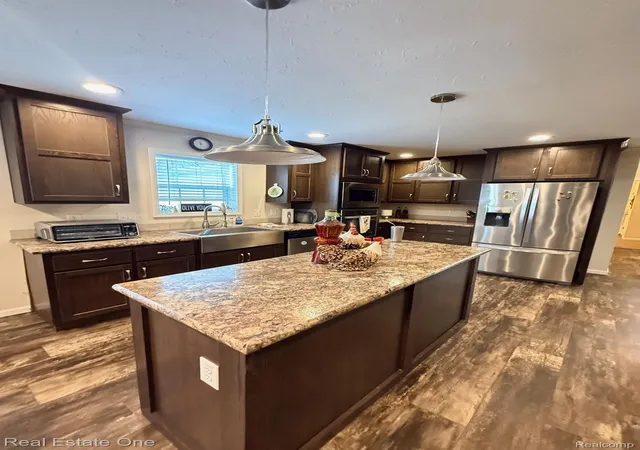 Photo 3 of Single family home for sale at 3855 Emerald Park Dr, Milford, MI 48380 | MLS# 20261069411 | Listing updated on 2026-09-12