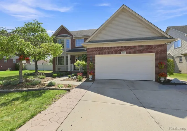 Photo 1 of Sale Pending at 26833 Arcadia Dr, Flat Rock City Wayne, MI 48134 | MLS# 20261069489 | Listing updated on 2026-09-15