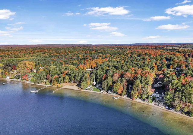 Photo 3 of Multi family home for sale at 9321 N Long Lake Rd, Long Lake Township Grand Traverse, MI 49684 | MLS# 78080073034 | Listing updated on 2026-09-05
