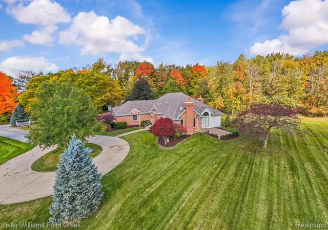 Photo 1 of Single family home for sale at 24037 Armada Ctr Rd, Armada, MI 48005 | MLS# 20261069499 | Listing updated on 2026-10-21