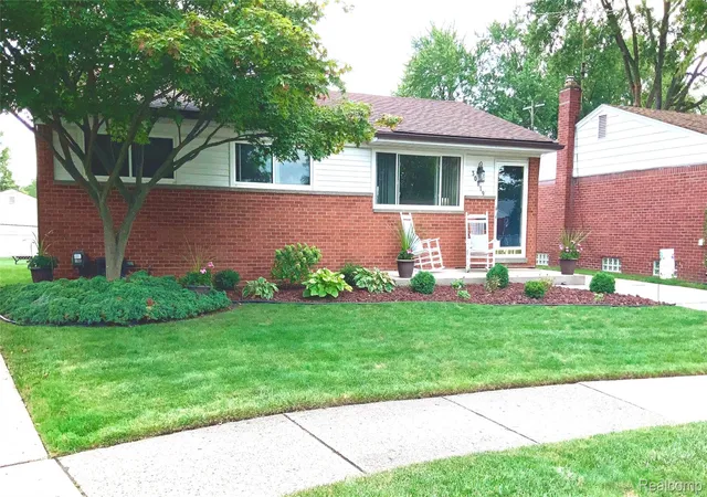 Photo 1 of Sale Pending at 30819 Stephen Ct, Westland, MI 48185 | MLS# 20261069500 | Listing updated on 2026-10-19