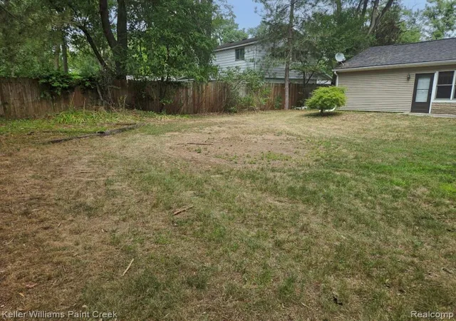 Photo 3 of Single family home for sale at 2438 Archdale, West Bloomfield, MI 48324 | MLS# 20261069513 | Listing updated on 2026-09-16
