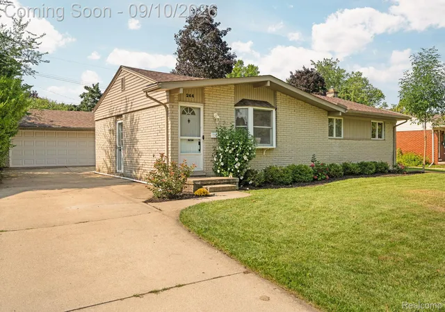 Photo 1 of Sale Pending at 264 Nichols Dr, Saline, MI 48176 | MLS# 20261069624 | Listing updated on 2026-09-28