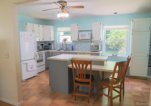 Photo 4 of Single family home for sale at 9427 Andersonville Rd, Clarkston, MI 48346 | MLS# 20261069638 | Listing updated on 2026-10-20