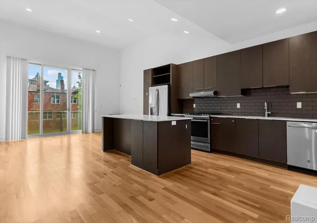 Listing Photo 5 - Condo for sale in building located at 2640 John R St, Detroit, MI 48201