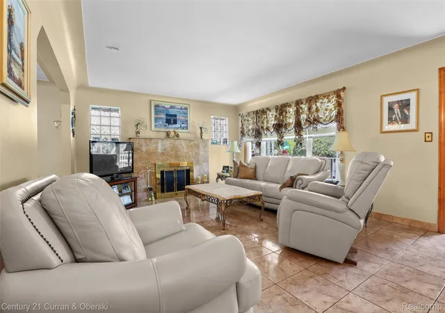 Photo 3 of Single family home for sale at 6151 Oakman Blvd, Dearborn, MI 48126 | MLS# 20261069665 | Listing updated on 2026-10-09