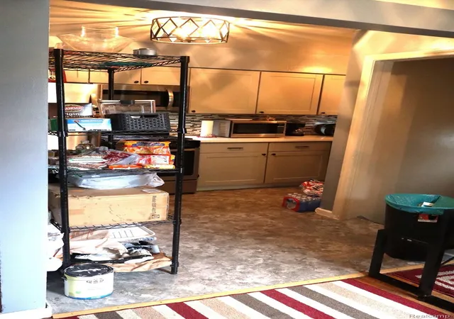 Photo 3 of Single family home for sale at 634 Wesbrook St, Pontiac, MI 48340 | MLS# 20261069668 | Listing updated on 2026-09-08