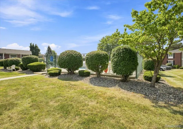 Photo 17 of Condo for sale at 1870 Fort St #8, Trenton, MI 48183 | MLS# 20261069682 | Listing updated on 2026-09-09