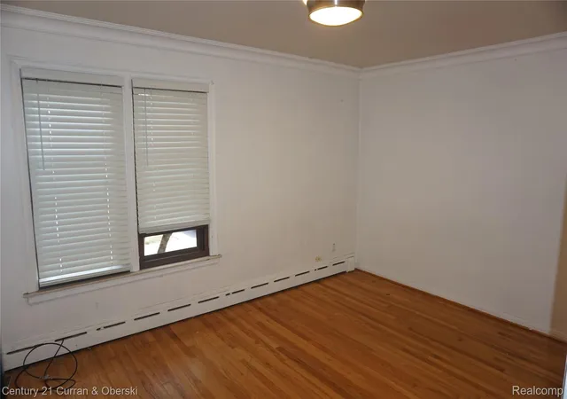 Listing Photo 4 - Condo for sale in building located at 22671 Garrison St, Wayne, MI 48124 - Unit #107
