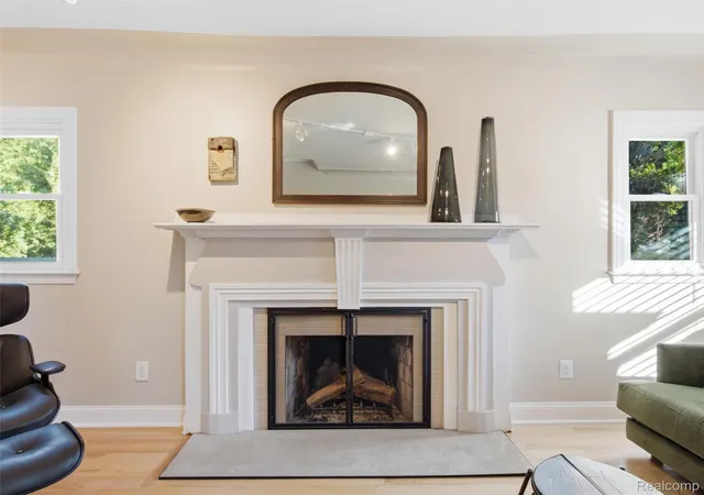 Photo 4 of Single family home for sale at 333 Newport St, Detroit, MI 48215 | MLS# 20261069695 | Listing updated on 2026-09-11