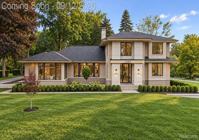 Photo 3 of Single family home for sale at 1465 Sodon Lake Dr, Bloomfield Hills, MI 48302 | MLS# 20261069701 | Listing updated on 2026-09-15
