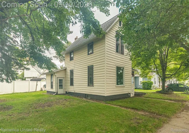 Photo 3 of Single family home for sale at 237 E Main St, Milan, MI 48160 | MLS# 20261069714 | Listing updated on 2026-09-15