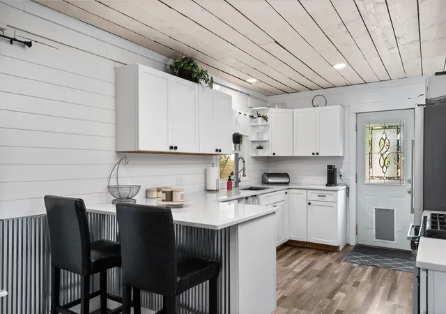 Photo 3 of Single family home for sale at 121 Front St, Fife Lake, MI 49633 | MLS# 78080073049 | Listing updated on 2026-09-03