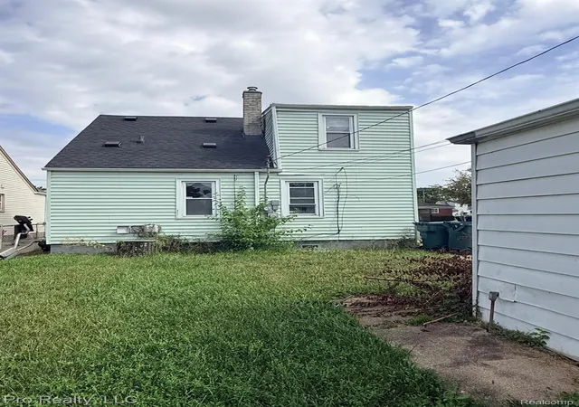 Photo 2 of Single family home for sale at 1115 Mill St, Lincoln Park, MI 48146 | MLS# 20261069763 | Listing updated on 2026-09-09