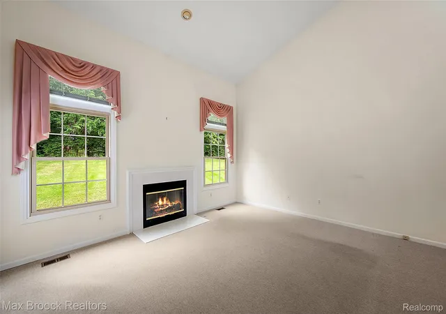 Photo 2 of Condo for sale at 305 Pineknoll Ct, Brighton, MI 48116 | MLS# 20261069770 | Listing updated on 2026-09-11