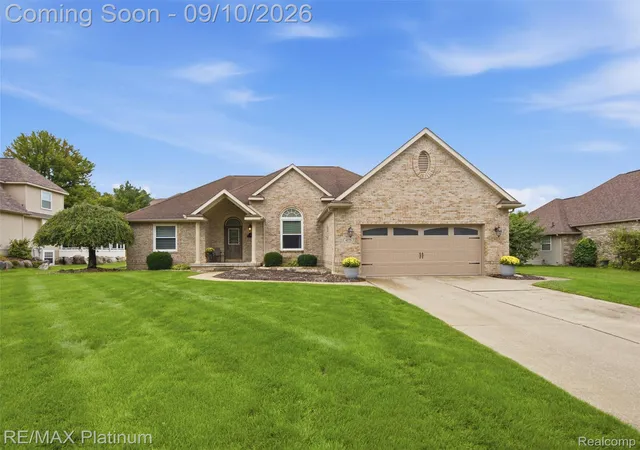 Photo 1 of Sale Pending at 4275 Oak Tree Ct, Fenton, MI 48430 | MLS# 20261069785 | Listing updated on 2026-09-13