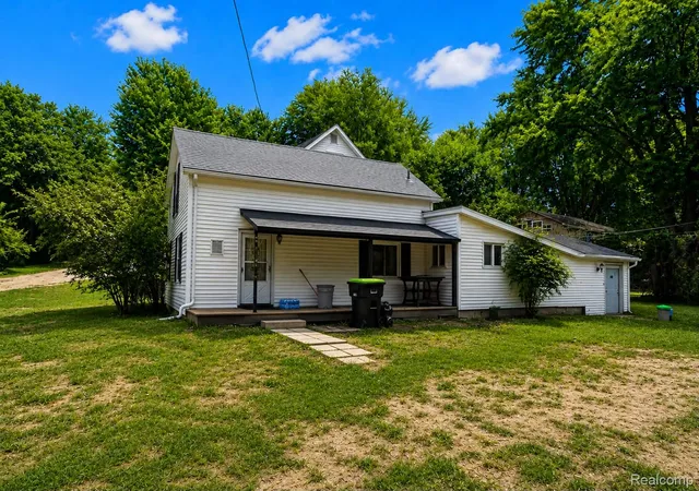 Photo 2 of Single family home for sale at 8368 Vassar Rd, Millington, MI 48746 | MLS# 20261069786 | Listing updated on 2026-09-07