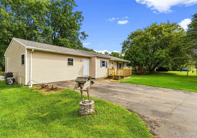 Photo 3 of Single family home for sale at 2071 E Dodge Rd, Clio, MI 48420 | MLS# 20261069787 | Listing updated on 2026-09-05