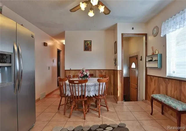 Photo 4 of Single family home for sale at 1257 Lindbergh St, Wyandotte, MI 48192 | MLS# 20261069803 | Listing updated on 2026-09-14