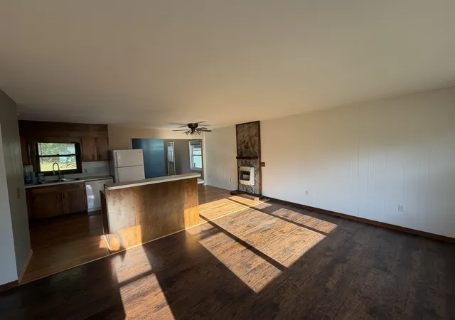 Photo 3 of Single family home for sale at 1115 Park, Clare, MI 48617 | MLS# 79080073055 | Listing updated on 2026-09-10