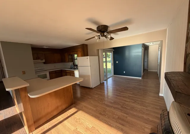 Photo 3 of Single family home for sale at 1115 Park, Clare, MI 48617 | MLS# 79080073055 | Listing updated on 2026-09-10