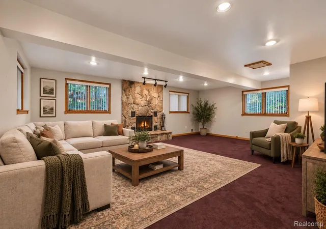 Photo 3 of Single family home for sale at 5001 Mohawk Ave, Clarkston, MI 48348 | MLS# 20261069859 | Listing updated on 2026-10-29