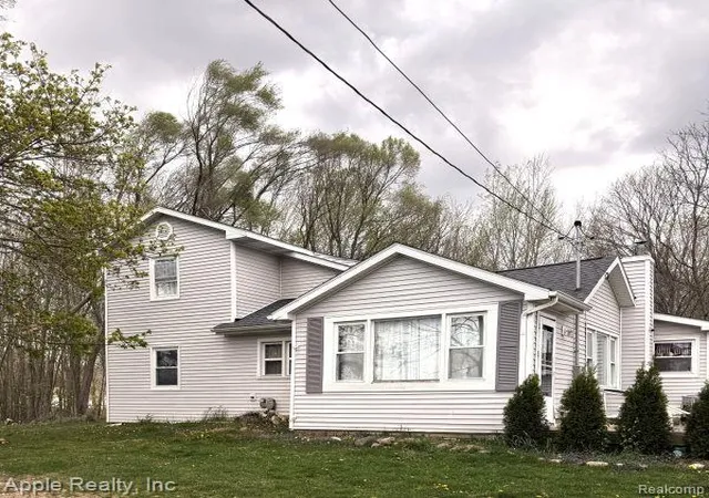 Single family home for sale at 510 Maple St, Leslie, MI 49251 | MLS# 20261069864