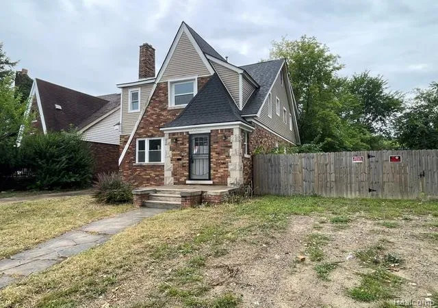 Photo 4 of Multi family home for sale at 17155 Strasburg St, Detroit, MI 48205 | MLS# 20261069876 | Listing updated on 2026-09-05