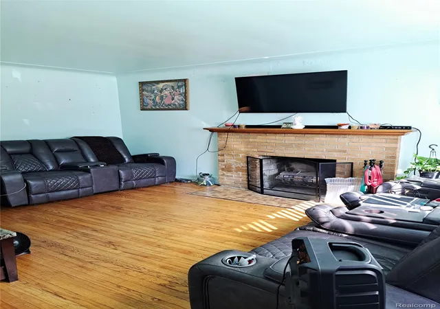 Photo 2 of Single family home for sale at 9555 Decatur St, Detroit, MI 48227 | MLS# 20261069881 | Listing updated on 2026-09-05