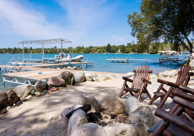 Photo 4 of Single family home for sale at 4719 NE Torch Lake Dr, Central Lake, MI 49622 | MLS# 78080073063 | Listing updated on 2026-09-11