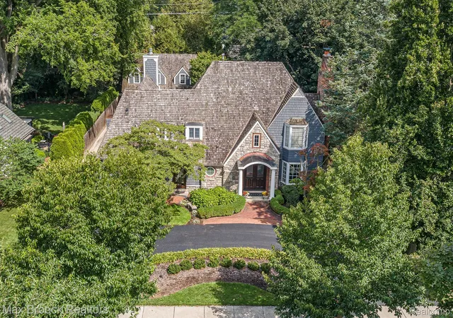 Photo 2 of Single family home for sale at 416 Puritan Ave, Birmingham, MI 48009 | MLS# 20261069930 | Listing updated on 2026-09-08